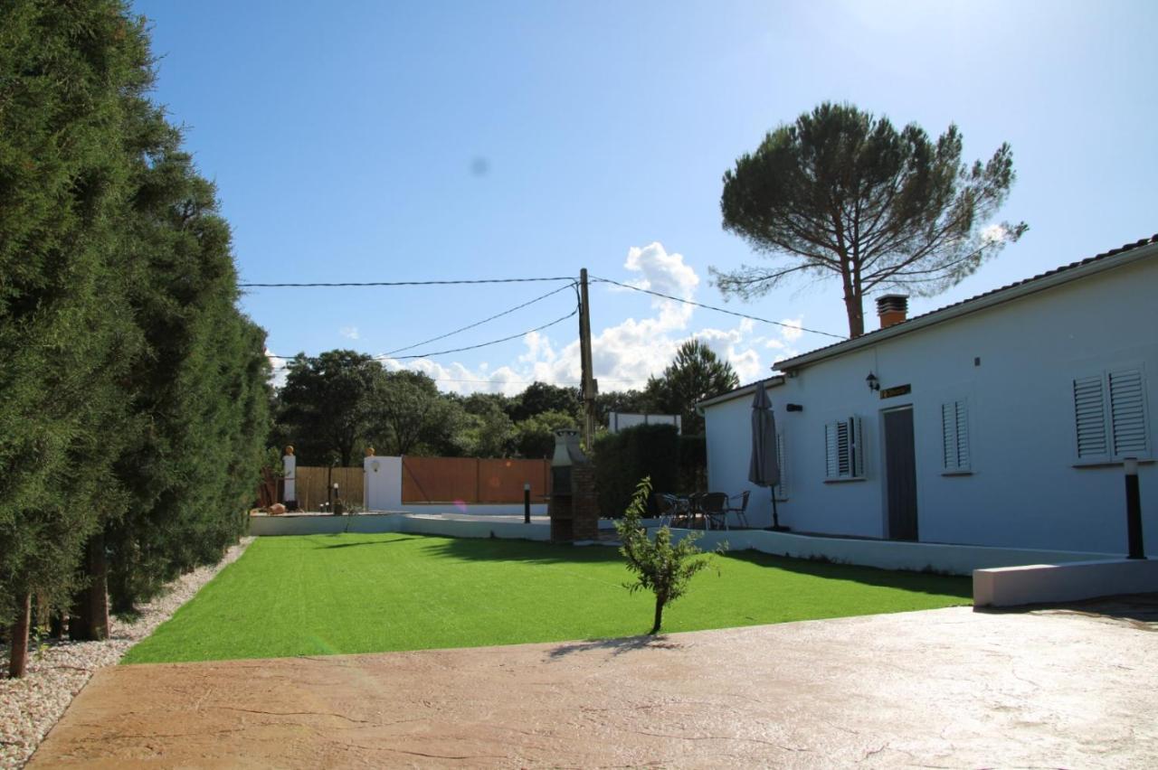 Alojamientos Rurales La Codosera Exteriör bild